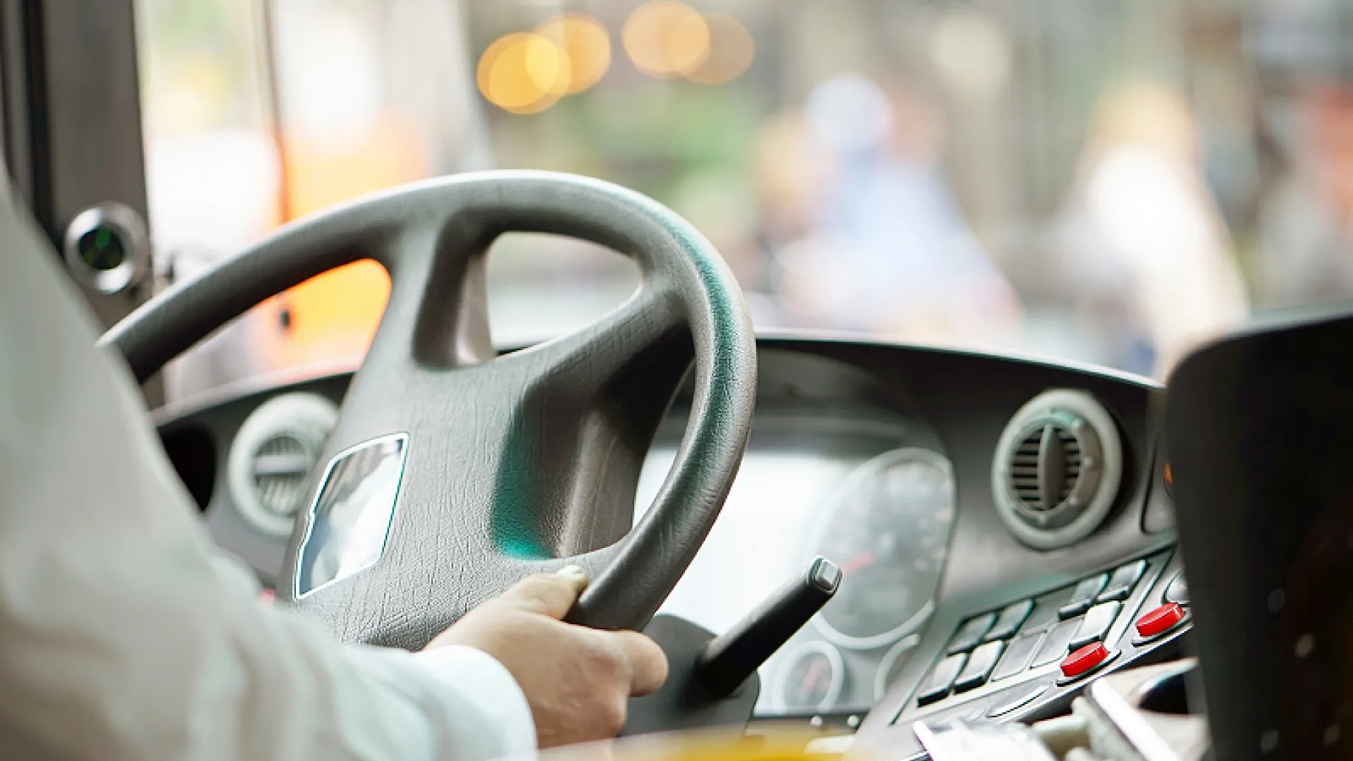 Za kierownicą autobusu
